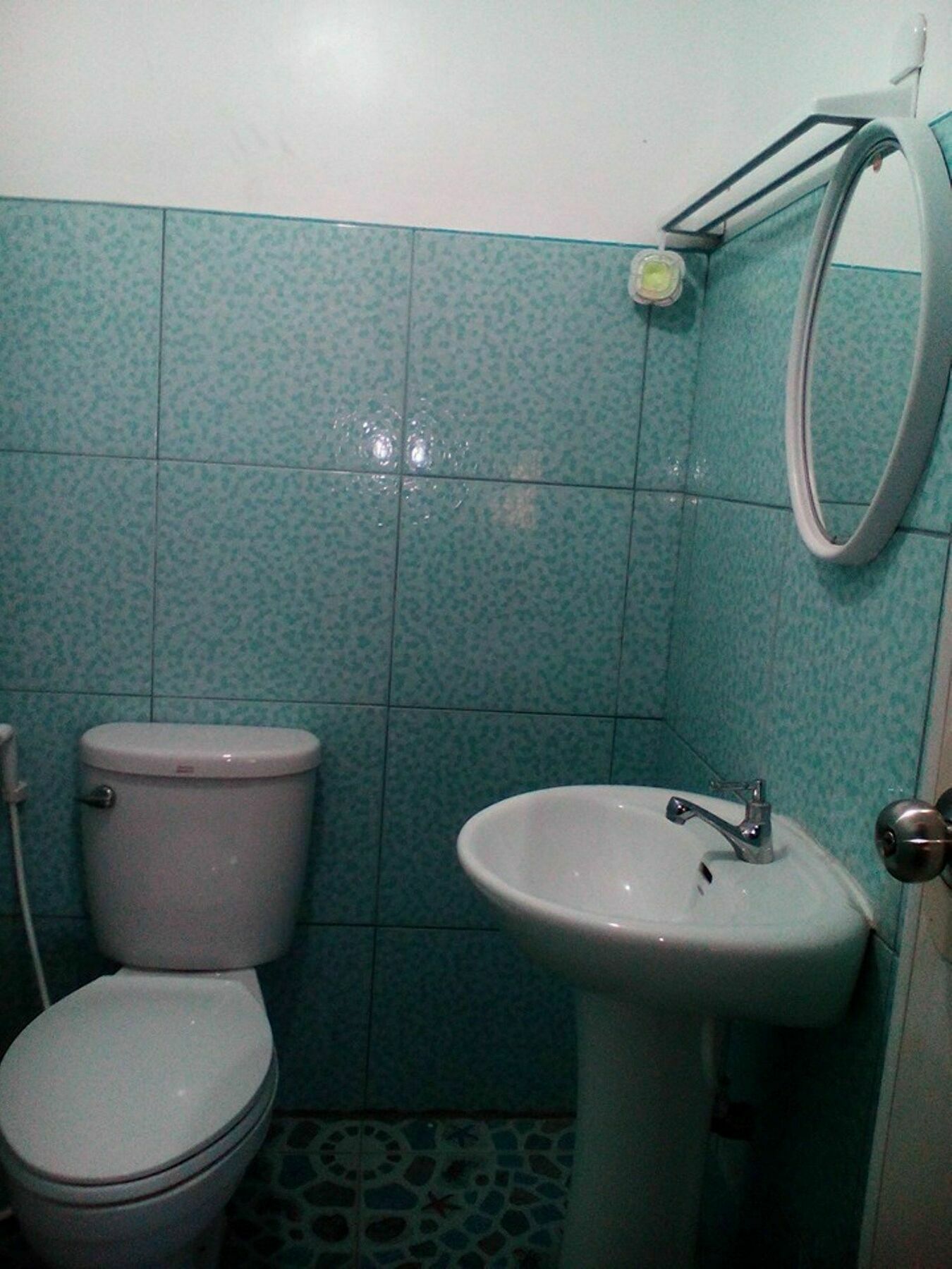 Oyo 422 Villa Emilia Pension House 팡라오 외부 사진