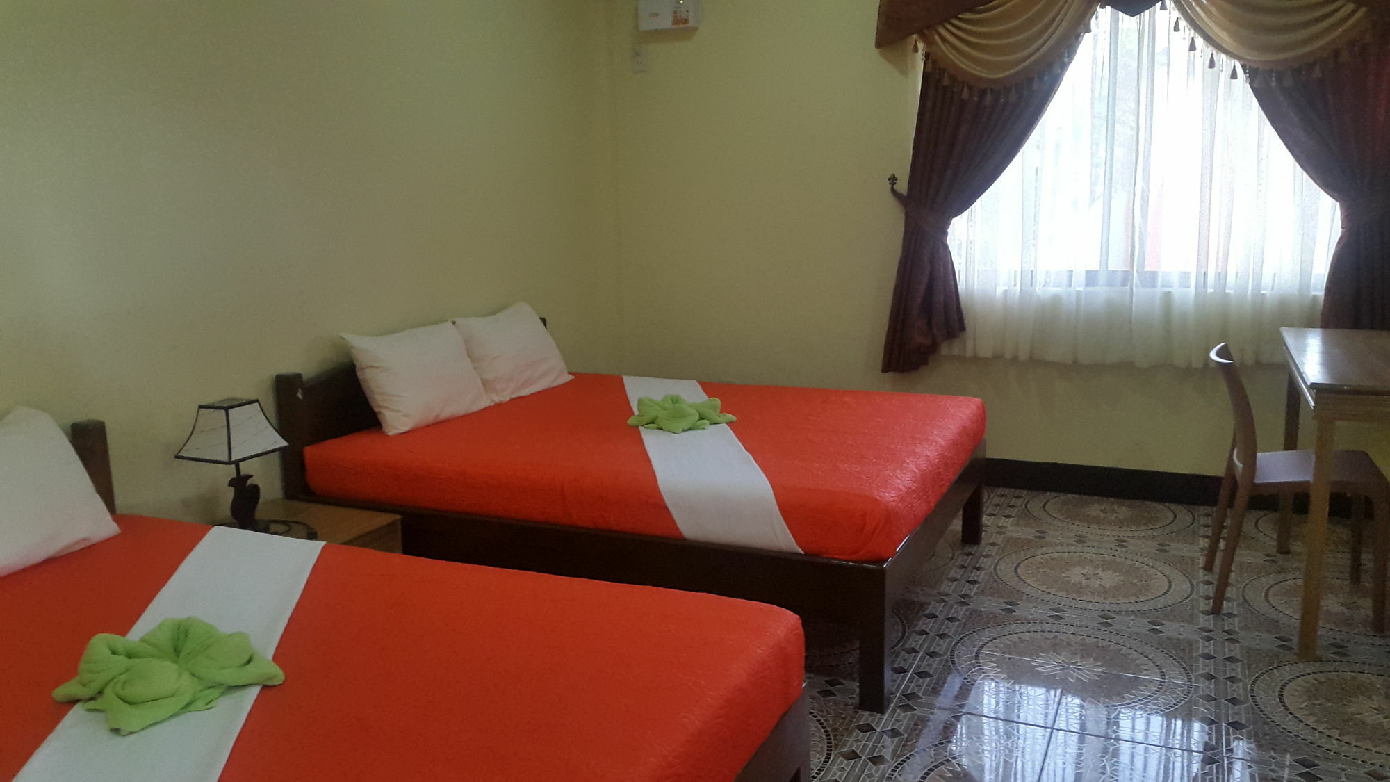 Oyo 422 Villa Emilia Pension House 팡라오 외부 사진